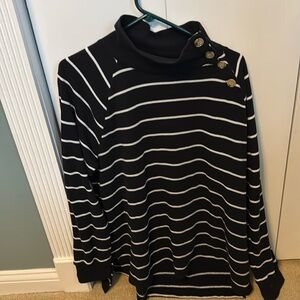 JCrew navy blue/white Top with Wide Buttons at the Neck Tunic Length. XL